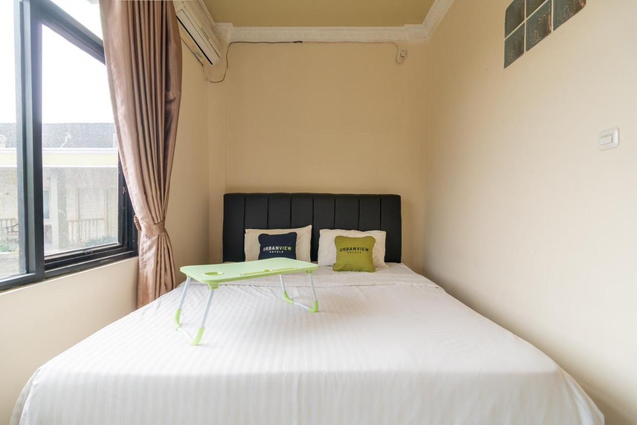 Urbanview Hotel Nugraha Palembang By Reddoorz 외부 사진
