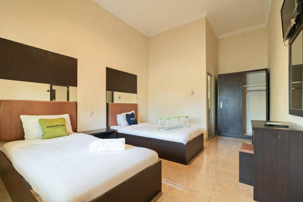 Urbanview Hotel Nugraha Palembang By Reddoorz 외부 사진