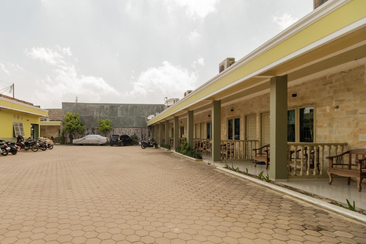 Urbanview Hotel Nugraha Palembang By Reddoorz 외부 사진
